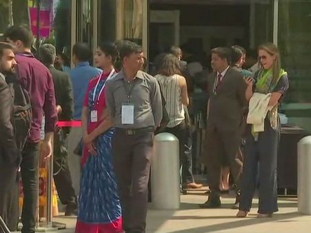 ஹைதராபாத்தில் உலகின் மிகப்பெரிய டைனிங் ஹாலில் மோடியுடன் இவாங்காவிற்கு டின்னர்! மெனுவை பாருங்க