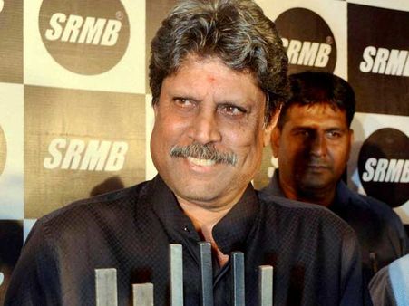 இளைஞர்களை ஊக்குவிக்கும் சாத்-7 கிரிக்கெட் திருவிழா.. கபில் தேவ் தொடங்கி வைத்தார்