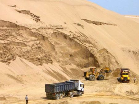 தமிழ்நாட்டில் கூடுதலாக 70 மணல் குவாரிகளை தொடங்க தமிழக அரசு முடிவு