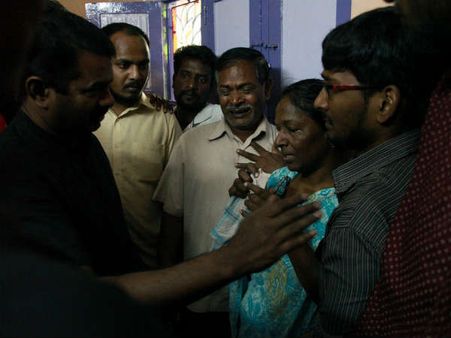 கலைக்கல்லூரி மாணவர் பிரகாஷ் மரணத்தில் ஏன் குற்றவாளி கைது இல்லை... சீமான் கேள்வி!