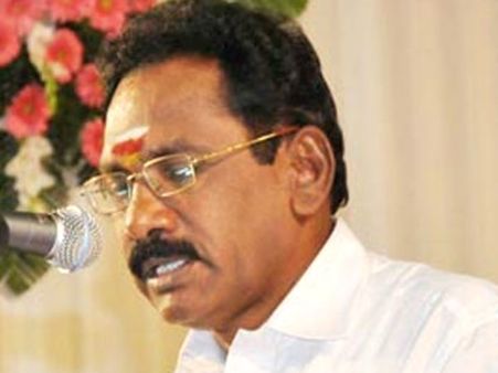 மேல இருக்கிறவன் என்றால் அது எம்ஜிஆர், ஜெ.வின் ஆன்மாக்கள் - செல்லூர் ராஜூ அடடே விளக்கம்