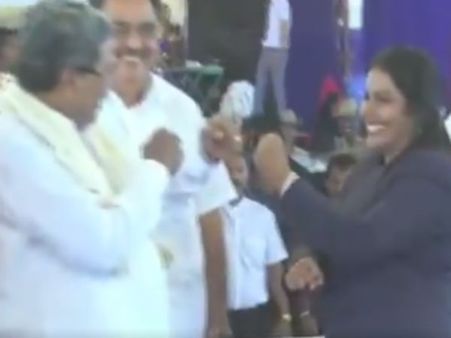 பெண் மேயருக்கு 