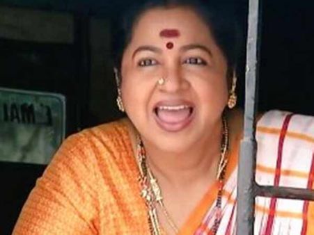 பரோல்ன்னா.. ஷாப்பிங்கா? அரசியலை கொண்டு வந்து எங்க வச்சாங்க பாருங்க ராதிகா! #வாணிராணி