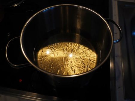 கணவனின் கள்ளத்தொடர்பு... கொதிக்கும் எண்ணெயை 