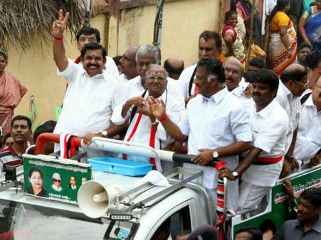 இரட்டை இலை கிடைச்சும் பயனில்லாம போயிடுமோ... அதிமுகவிற்கு 'பிரஷர்' ஏற்றும் ரிப்போர்ட்கள்!