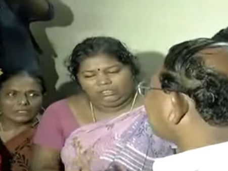 பெரியபாண்டி குடும்பத்துக்கு அமைச்சர் மாஃபா பாண்டியராஜன் ஆறுதல்