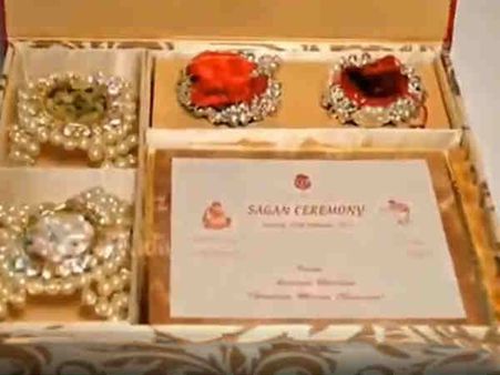 முகேஷ் அம்பானி மகனின் ரூ1.5 லட்சம் மதிப்பிலான திருமண அழைப்பிதழ்- சோசியல் மீடியாவில் வைரல்