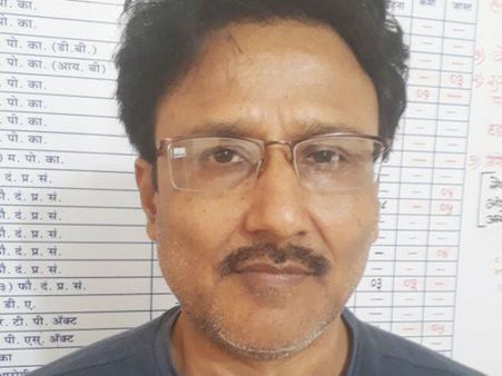 வாஷிங் மெஷினில் பதுக்கியிருந்த திருடன்... 14 ஆண்டாக டிமிக்கி கொடுத்தவர்... மும்பையில் பரபரப்பு