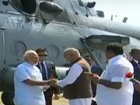 ஓகி புயல் ஓய்ந்த 19 நாட்களுக்குப் பிறகு குமரிக்கு வந்த மோடி- 90 நிமிடத்தில் ஆய்வு முடிந்ததாம்!