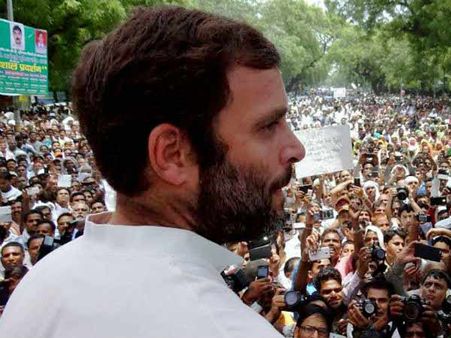 நேரு குடும்பத்தின் ஆறாவது காங். தலைவர் ராகுல்காந்தி... வாழ்க்கை வரலாறு இது தான்!