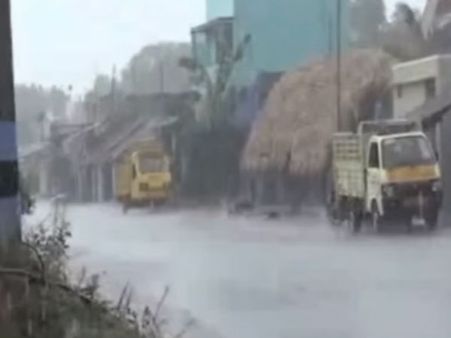 வெளுக்கும் மழை.. எங்கே எவ்வளவு பெய்திருக்கு தெரியுமா?