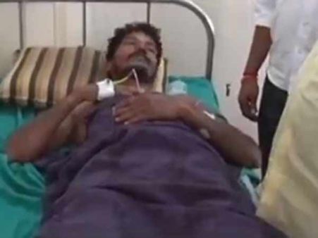 அரசியல் அறிவிப்பை வெளியிடாமல் ஏமாற்றிய ரஜினி... மனமுடைந்த சேலம் ரசிகர் தற்கொலை முயற்சி!