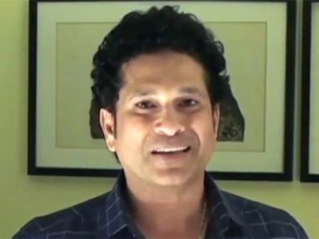 சச்சினை அவுட்டாக்கிய காங்., பதிலடியாக சோஷியல் மீடியாவில் சிக்சர் விளாசிய மாஸ்டர் பிளாஸ்டர்