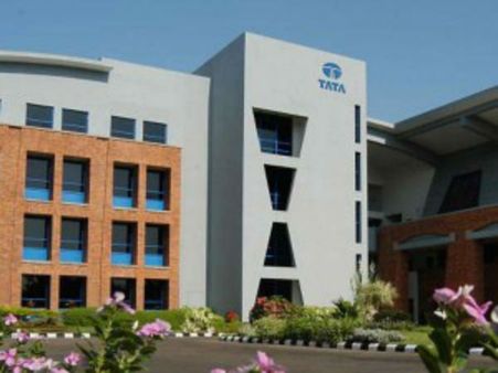 2.25 பில்லியன் அவுட்சோர்ஸ் ஒப்பந்தத்தில் கையெழுத்திட்டது டாடா கன்சல்டன்சி