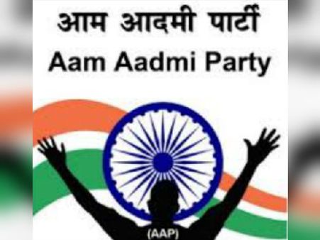 எங்களுக்கு நியாயம் உங்களுக்கு ஒரு நியாயமா? - தகுதிநீக்கம் தொடர்பாக போர்க்கொடி தூக்கும் ஆம் ஆத்மி