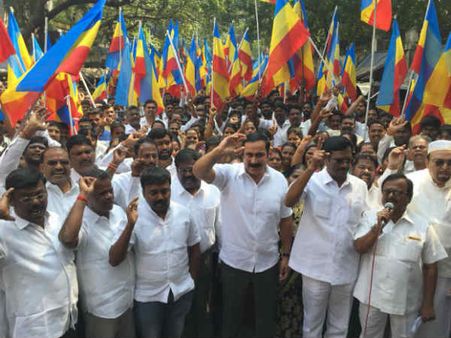 அரசு பஸ்கள் நஷ்டத்தில் ஓட காரணம் ஊழல்தான்... அன்புமணி பகீர் குற்றச்சாட்டு