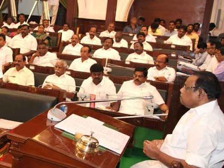 மஸ்கோத் அல்வா.. பீமபுஷ்டி அல்வா.. சட்டசபையைக் கலக்கிய 