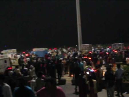 புத்தாண்டு கொண்டாட்டம்... சென்னையில் பைக் விபத்தில் சிக்கி இளைஞர் பலி