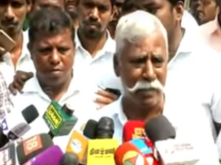 டாக்சி டிரைவர் மணிகண்டன் மீது நெருப்பை வைத்து கொளுத்தி கொன்றது போலீஸ்.. பகீர் குற்றச்சாட்டு