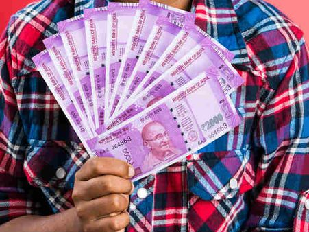 பட்ஜெட் 2018: மாத சம்பளம் வாங்குவோரின் டாப் 5 கோரிக்கைகள் இவைதான்! 