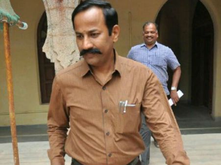 ஆஜராக கால அவகாசம் கோரி ஆறுமுகசாமி கமிஷனுக்கு ஜெ. பாதுகாவலர் பெருமாள்சாமி வருகை