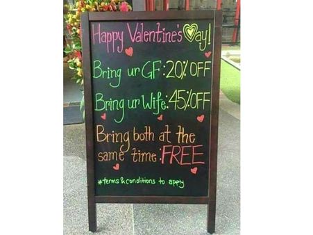 காதலியுடன் வந்தால் 20%, மனைவியுடன் வந்தால் 45% ஆஃபர், இருவரும் வந்தால் ஃபிரி: அசத்தல் அறிவிப்பு