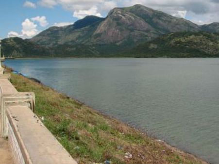 கேரளா வன்முறைக்கு அஞ்சி ஆழியாறு அணை நீர் உரிமையை காவு கொடுத்த தமிழக அரசு- தலையங்கம்