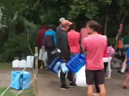 குடிக்கக் கூட தண்ணீர் இல்லை.. தெருவில் இறங்கிய மக்கள்.. அழிவை நோக்கி செல்லும் தென்னாப்பிரிக்கா!