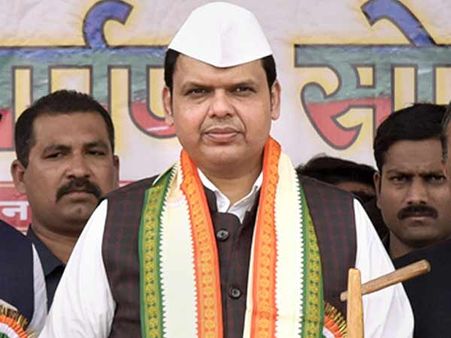 11 மாநில முதல்வர்கள் மீது கிரிமினல் வழக்குகள்... பட்டியலில் டாப் யார் தெரியுமா?