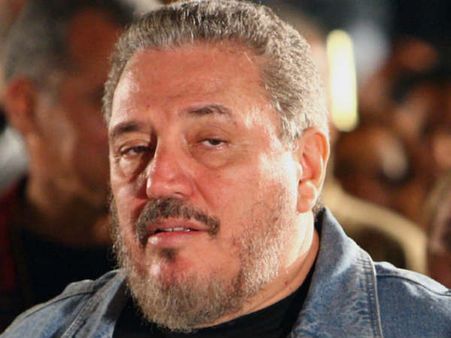 கியூப புரட்சியாளர் பிடல் கேஸ்ட்ரோ மகன் டயஸ் பலார்ட் தற்கொலை!