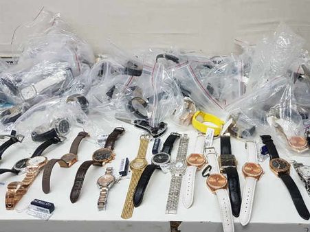 பல கோடி ரூபாய் மதிப்பில் கை கடிகாரங்கள்.. மலைக்க வைக்கும் நீரவ் மோடி சென்டிமென்ட்!