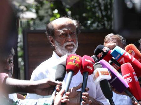 கேமரா முன்னால் நெருப்பு போல் நடிப்பை காட்டியவர் ஸ்ரீதேவி- ரஜினி புகழாரம்