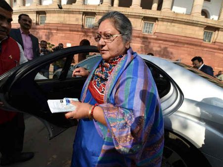 பட்ஜெட்டுக்கு ஜேட்லி மனைவியின் மதிப்பெண் என்ன தெரியுமா?