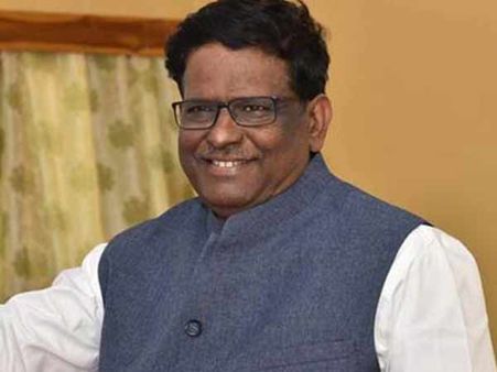 அதிகரிக்கும் ஆளுநர்களின் 'சல்லாப' சேட்டைகள்.... லேடீஸ் கிளப்புகளாக உருமாறும் ராஜ்பவன்கள்?