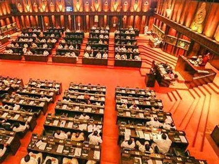 இலங்கை அமைச்சரவையில் மாற்றம்... சட்டம் ஒழுங்கு துறை ரணில்விக்ரமசிங்கேவிடம் ஒப்படைப்பு!