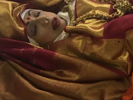 உயிருடன் இருந்த மாதிரியே காட்சி அளித்த ஸ்ரீதேவியின் முகம்: ரசிகர்கள் நெகிழ்ச்சி