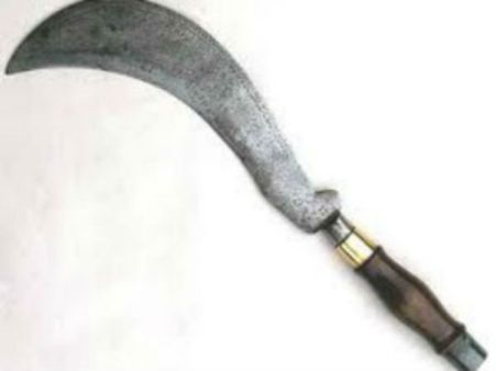 ஏண்டா கஞ்சா விற்கலை.. காரமடை அருகே வாலிபரை விரட்டி விரட்டி வெட்டிய கும்பல்