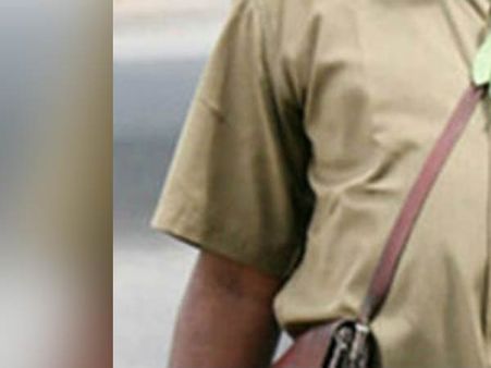 கரூர்: அரசு பேருந்து கண்டக்டரை தாக்கிய இந்து முன்னணி கட்சியினர் 3 பேர் மீது வழக்கு