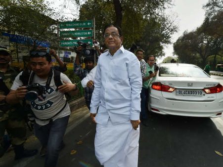 கார்த்தி மீது அடிப்படை ஆதாரமில்லாத வழக்கு.. நிச்சயம் வெல்வோம்: நம்பிக்கையில் ப. சிதம்பரம்