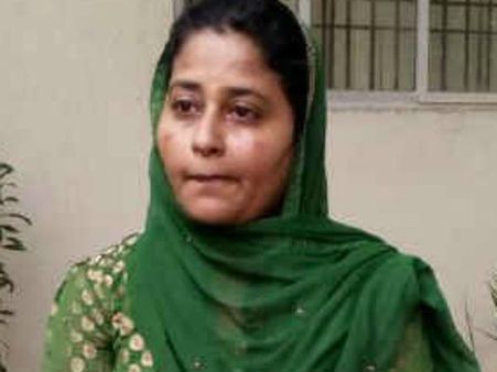 அதிமுக எம்பி அன்வர்ராஜா மகன் மீது 4 பிரிவுகளில் வழக்கு... காரைக்குடி போலீஸ் நடவடிக்கை!