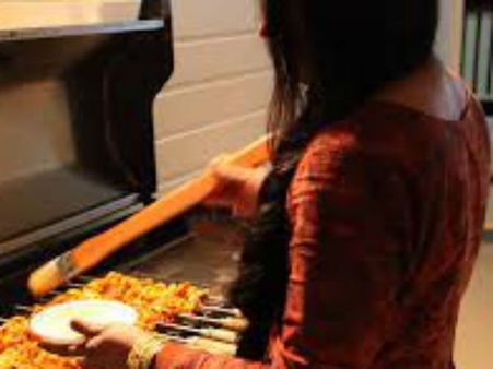 லேட்டா எழுந்ததோட ருசியா சமைக்கல... நீதிபதிகளையே அதிர்ச்சியடைய வைத்த வித்தியாச விவாகரத்து மனு!