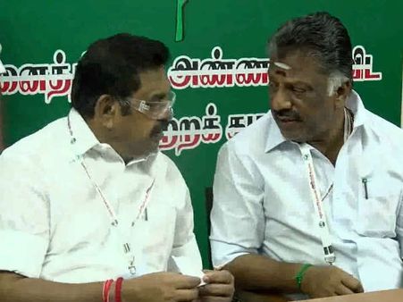 அதிமுகவுக்கு கூடுதல் நிர்வாகிகள் நியமனம்: இரு தரப்பினருக்கும் முக்கியத்துவம்