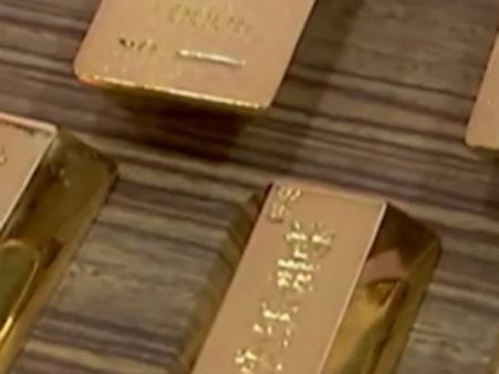 மின்னுவதெல்லாம் பொன்னல்ல... நகைக்கடையில் திருடனுக்கு கிடைத்த பாடம்!