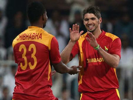 ஜிம்பாப்வே கேப்டனை சூதாட்டத்திற்கு அழைத்த கிரிக்கெட் சங்க நிர்வாகி.. 20 ஆண்டுகள் தடை விதித்தது ஐசிசி