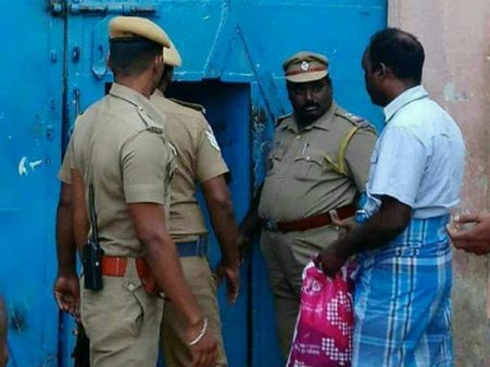 கர்ப்பிணி பலியாக காரணமான போலீஸ் இன்ஸ்பெக்டர் காமராஜ் கைது
