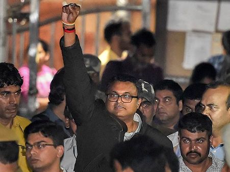 வீட்டு சாப்பாடு இல்லாவிட்டால் என்ன, ஸ்விக்கி இருக்குதா? கோர்ட்டில் கேட்ட கார்த்தி சிதம்பரம்