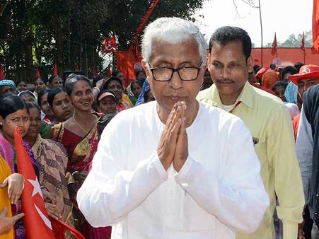 எளிமையின் சிகரம் மாணிக் சர்க்கார்.. 5வது முறையாக முதல்வராகும் வாய்ப்பு பறிபோனது!