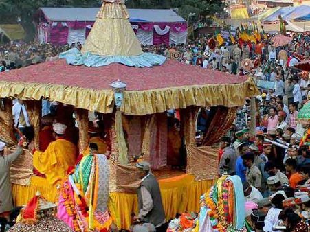 மே.வங்கத்தில் ராம நவமி நாளில் ரத யாத்திரை: திரிணாமுல் காங். அதிரடி அறிவிப்பு