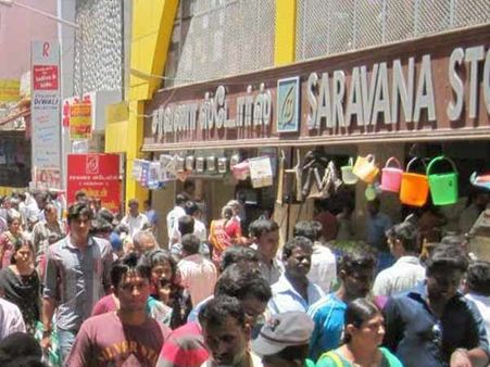 சரவணா ஸ்டோர் கடையை பதறவைத்த வெடிகுண்டு புரளி - பீதியான தி. நகர் ரங்கநாதன் தெரு