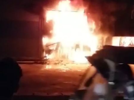 இலங்கையில் முஸ்லிம்களுக்கு எதிரான பவுத்த பிக்குகளின் வன்முறை- வீடியோ